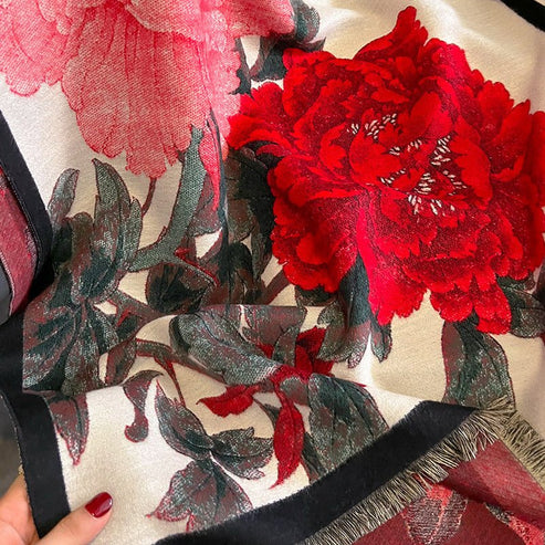 Retro Floral Warm Cashmere Scarf for Women – Thick, Soft & Stylish | Souqazam UAE